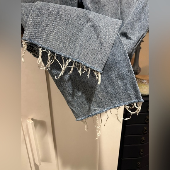 L'AGENCE Adele Distressed Straight-Leg Jeans